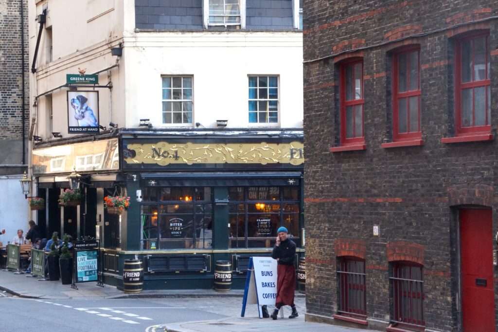 английский паб в Лондоне